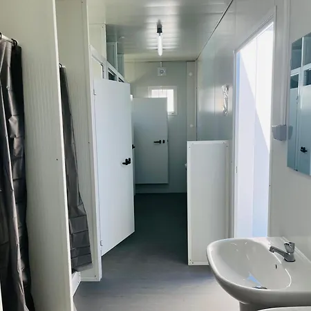 Surfbird Cozy Sailboat Escape * Lisbon
